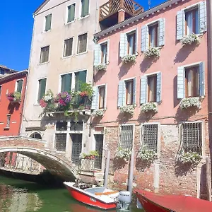 3749 Pontechiodo Bed & Breakfast Venice