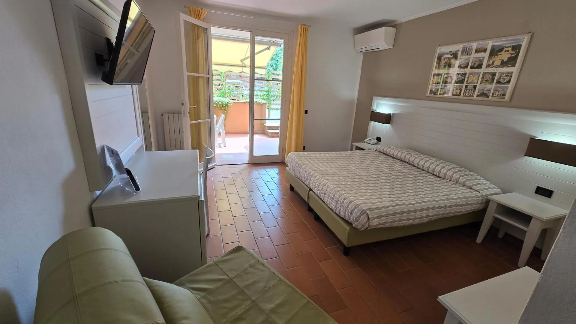 Hotel Mare Portoferraio 3*,