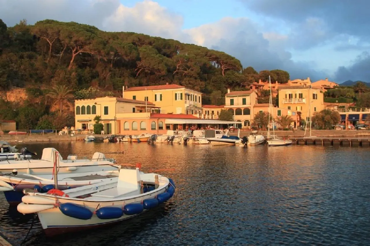 Hotel Mare Portoferraio 3*,